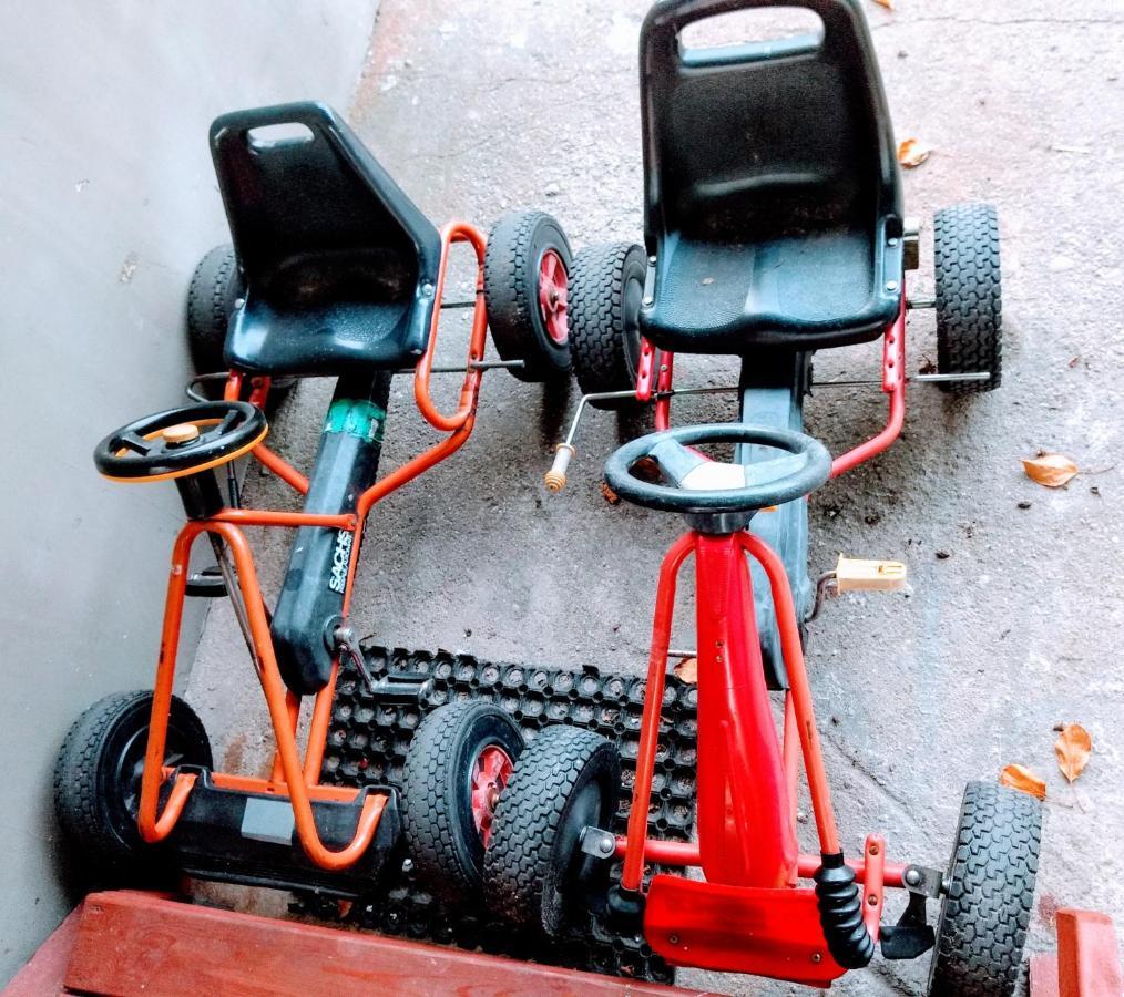 Ow Wilk - Pokoje I Domki Z Aneksami Kuchennymi, Parking, Plac Zabaw Łeba Dış mekan fotoğraf
